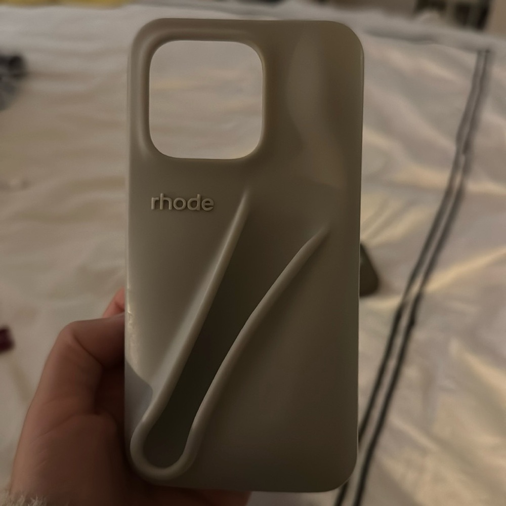 rhode lip case- for iPhone 14 Pro.